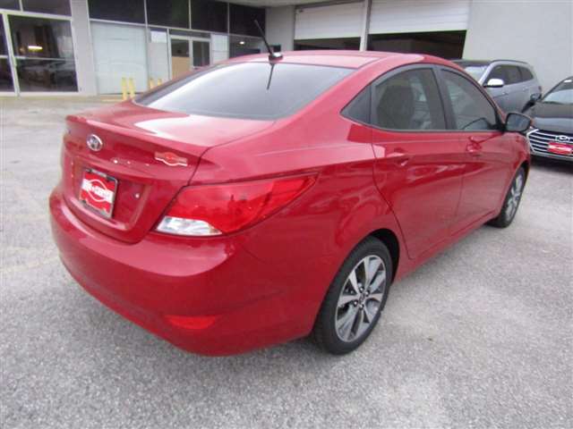 Hyundai Accent 2017 photo 3